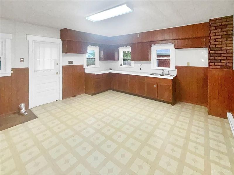 111 Harrison Street, Pitsburg, OH 45358 Photo 3