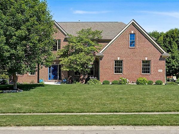3605 E Salinas Circle, Sugarcreek Township, OH 45440