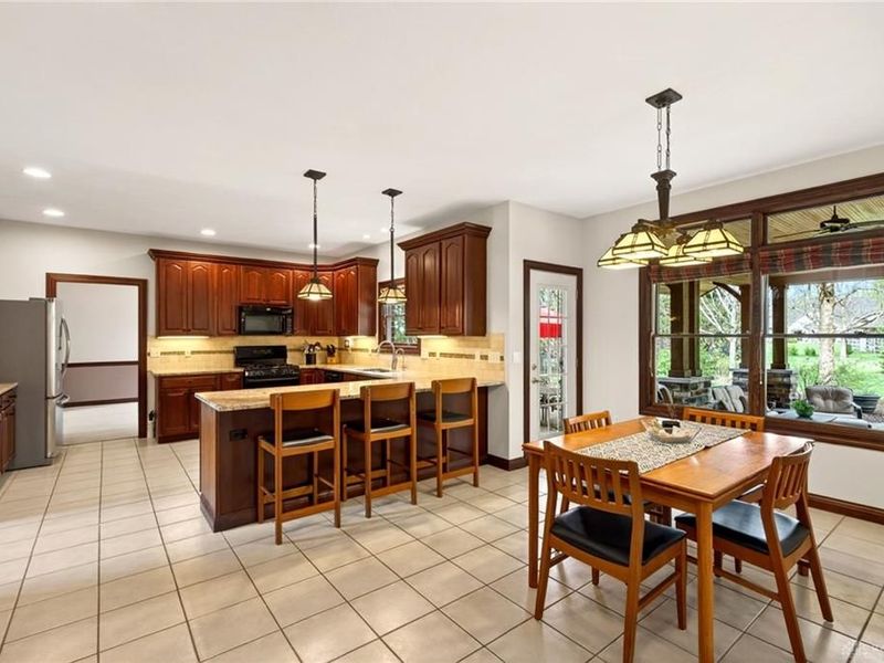 3605 E Salinas Circle, Sugarcreek Township, OH 45440 Photo 14