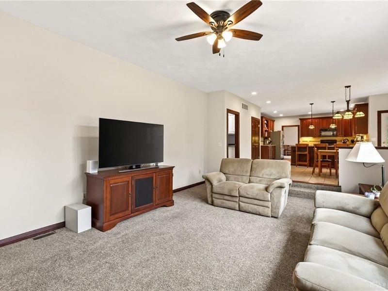 3605 E Salinas Circle, Sugarcreek Township, OH 45440 Photo 20