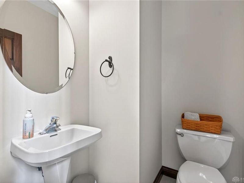 3605 E Salinas Circle, Sugarcreek Township, OH 45440 Photo 24