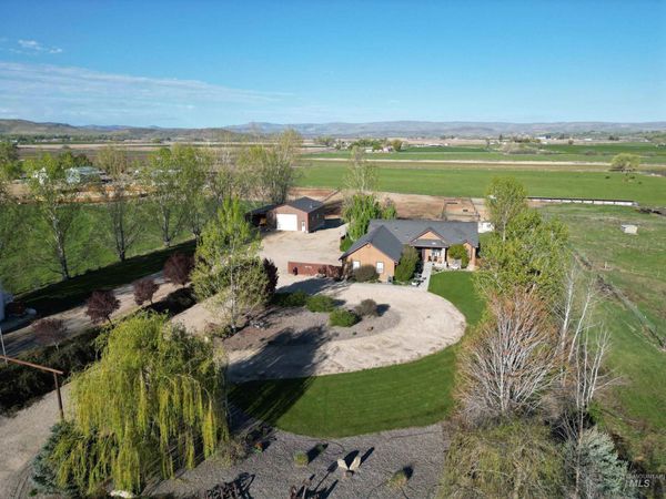 4243 Homestead, Homedale, ID 83628