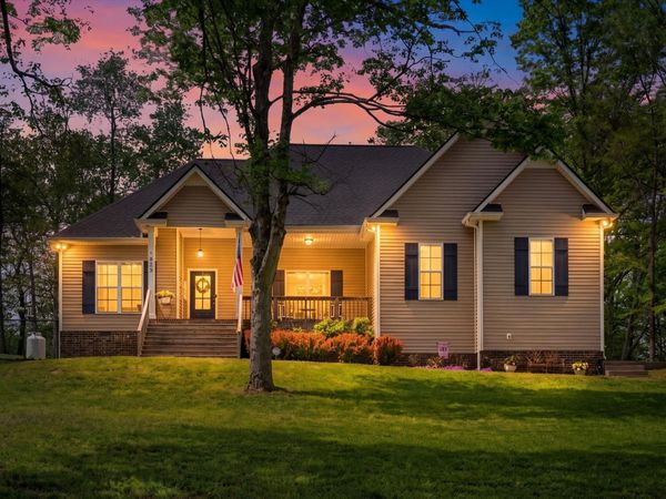 1820 River Rd , Clarksville, TN 37040