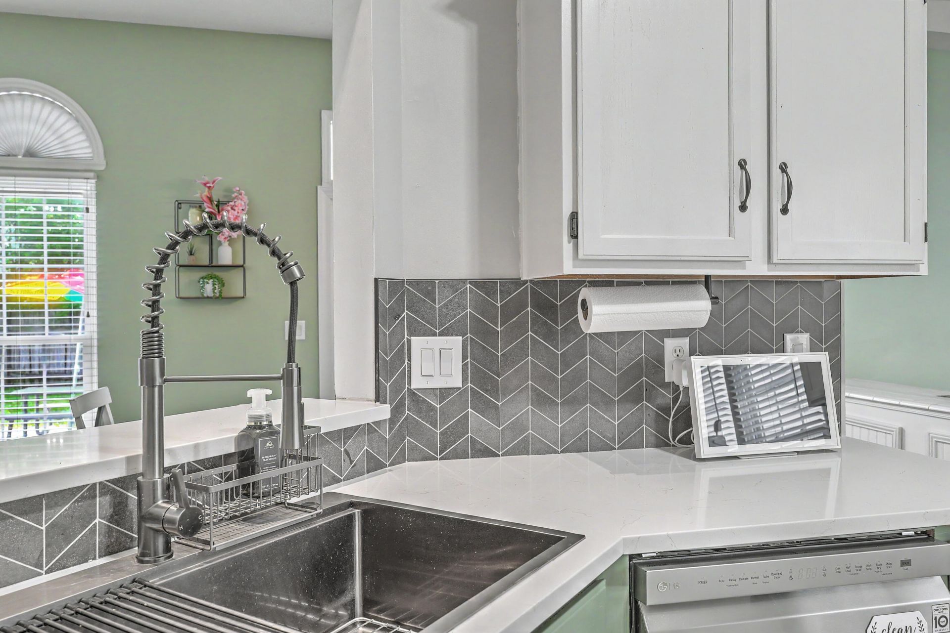 8359 Coventry Court Photo 15