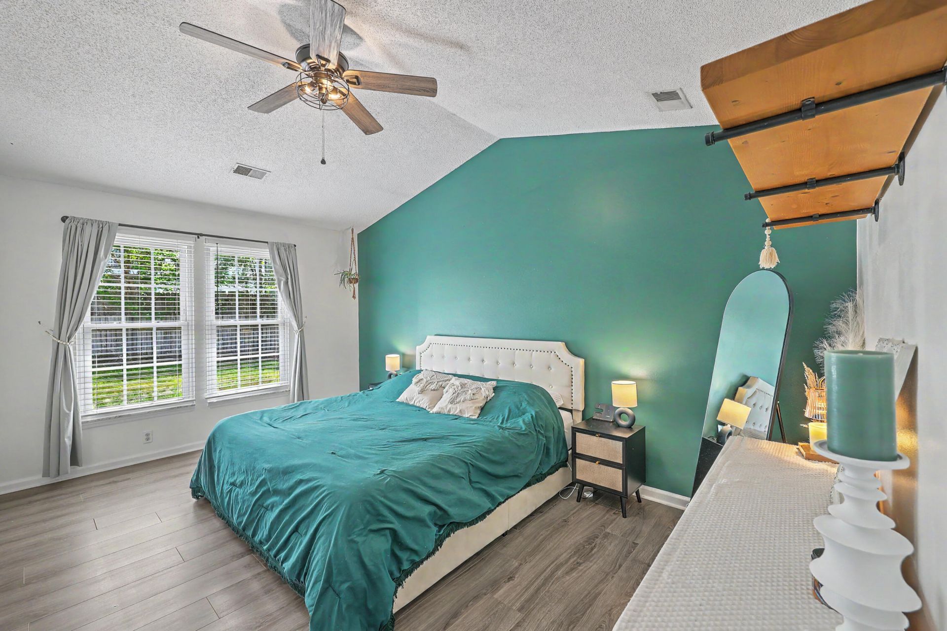 8359 Coventry Court Photo 16