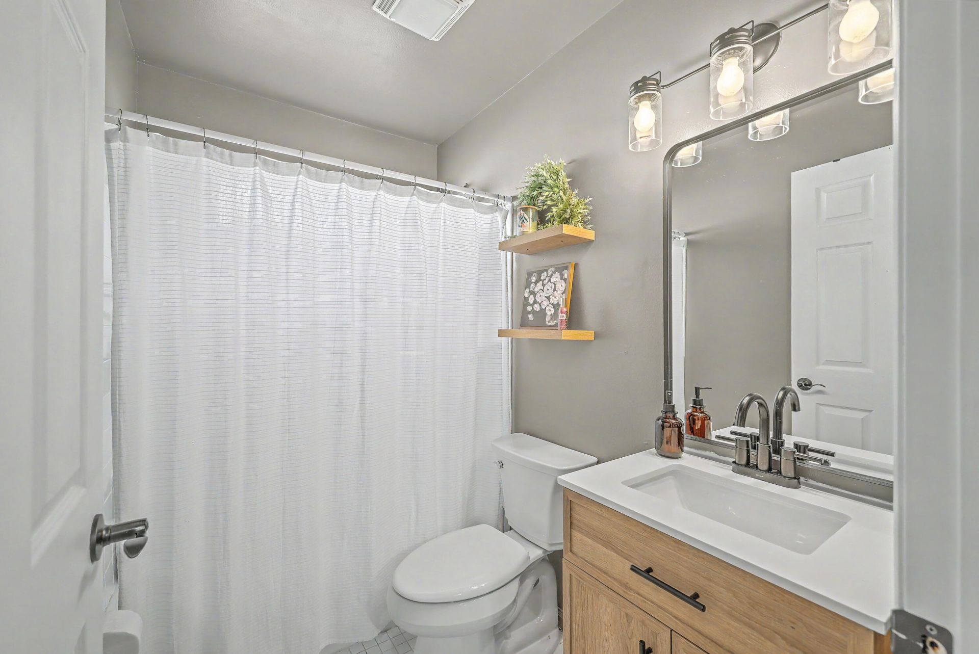 8359 Coventry Court Photo 24