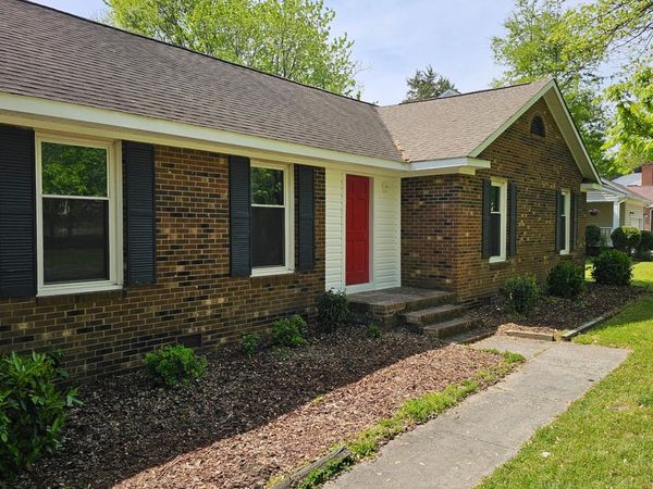 8825 Nightingale Lane, Charlotte, NC 28226