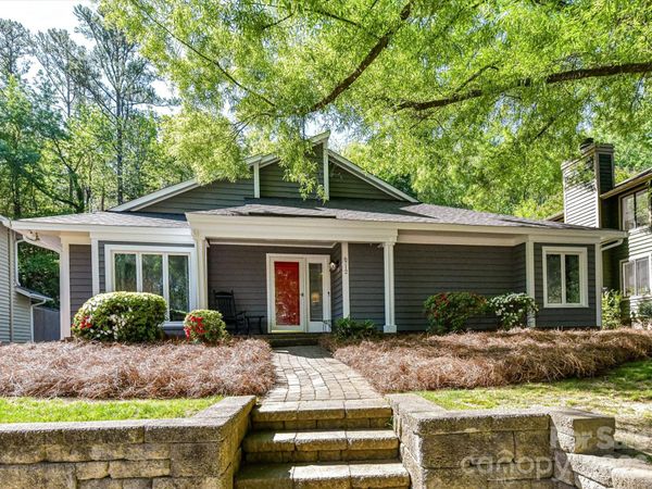 6712 Paces Ferry Lane, Charlotte, NC 28226