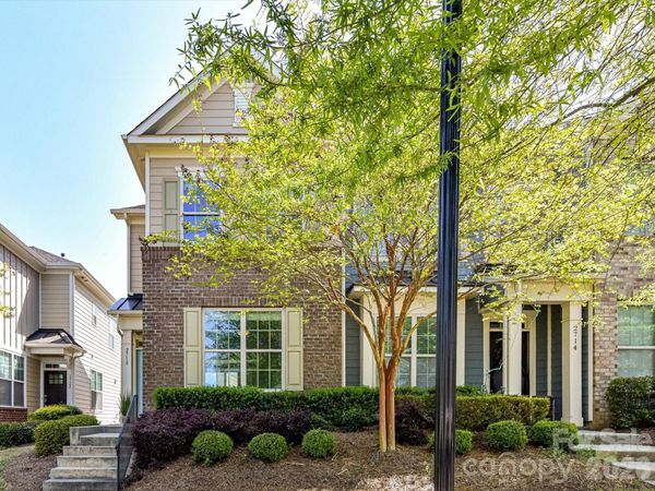 2718 Tranquil Oak Place, Charlotte, NC 28206