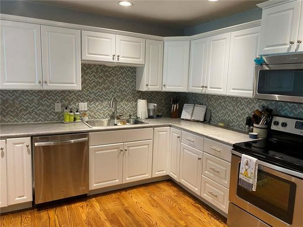 8 Morningside Drive, Paola, KS 66071