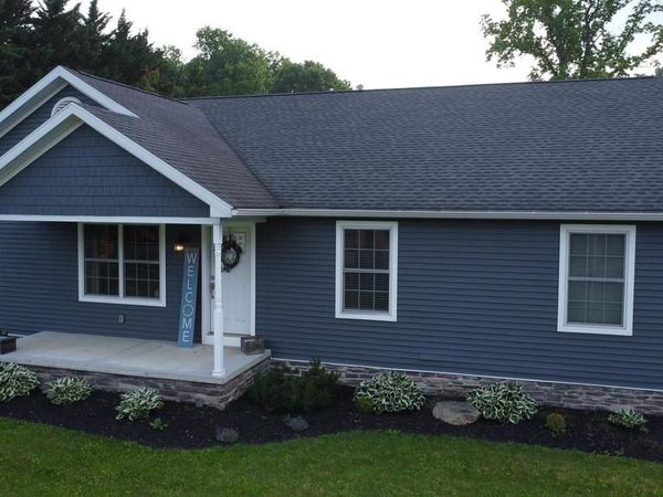 8 ORCHARD DRIVE , HANOVER, PA 17331