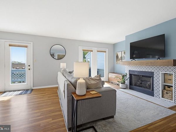 217 WINDING HILL DRIVE, LANCASTER, PA 17601