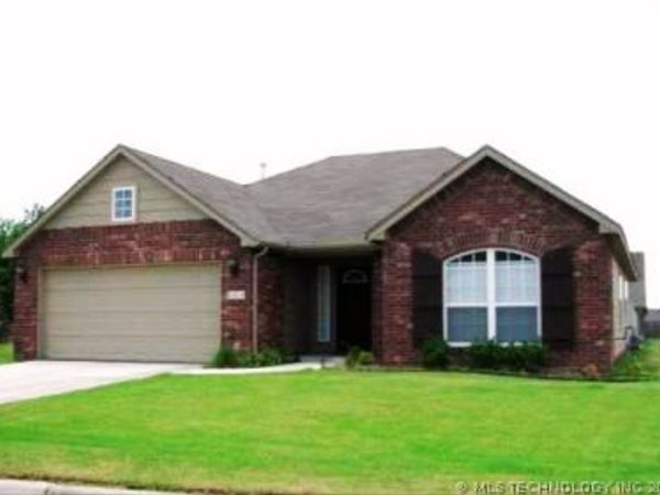 4804 S 191st East Avenue , Tulsa, OK 74134