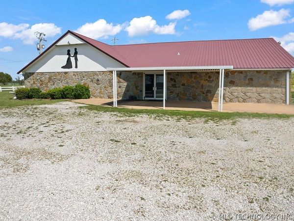 58225 E US Highway 60 , Fairland, OK 74343