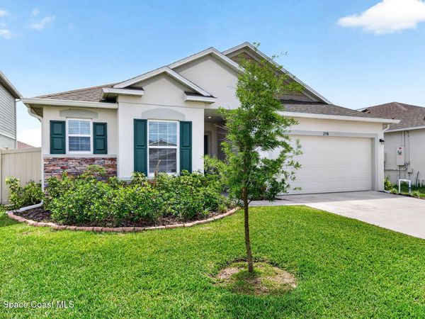 2530 Roygaris Street NW, Palm Bay, FL 32907