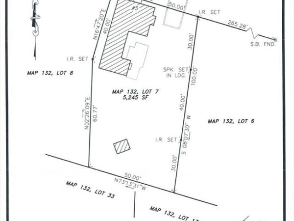 5 Grapevine Rd, Gloucester, MA 01930