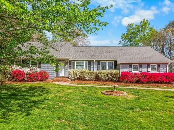 131 Ridge Street, Jonesville, NC 28642