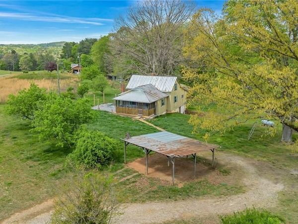 2543 Bethany Ford Road , Roaring River, NC 28669