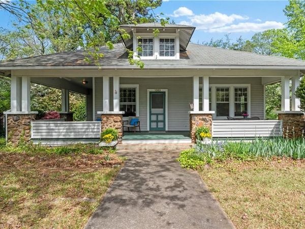 1563 W Northwest Boulevard , Winston-Salem, NC 27104