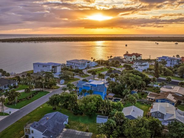 172 Inlet Dr, St Augustine, FL 32080