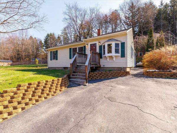 33 Marcius Rd, Worcester, MA 01607