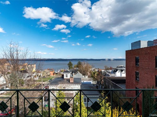 51 N Broadway , Unit 4B, Nyack, NY 10960