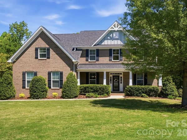 727 Misty Arbor Ford, Clover, SC 29710