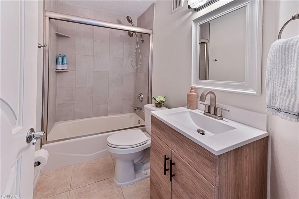 26131 Hickory Blvd, Unit 1N, Bonita Springs, FL 34134 Photo