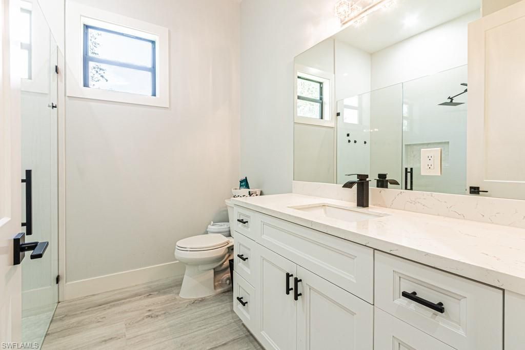 3810 2nd Ave Se, Naples, FL 34117 Photo