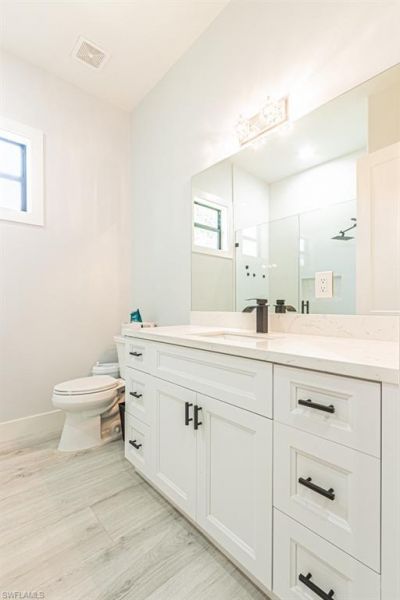 3810 2nd Ave Se, Naples, FL 34117 Photo