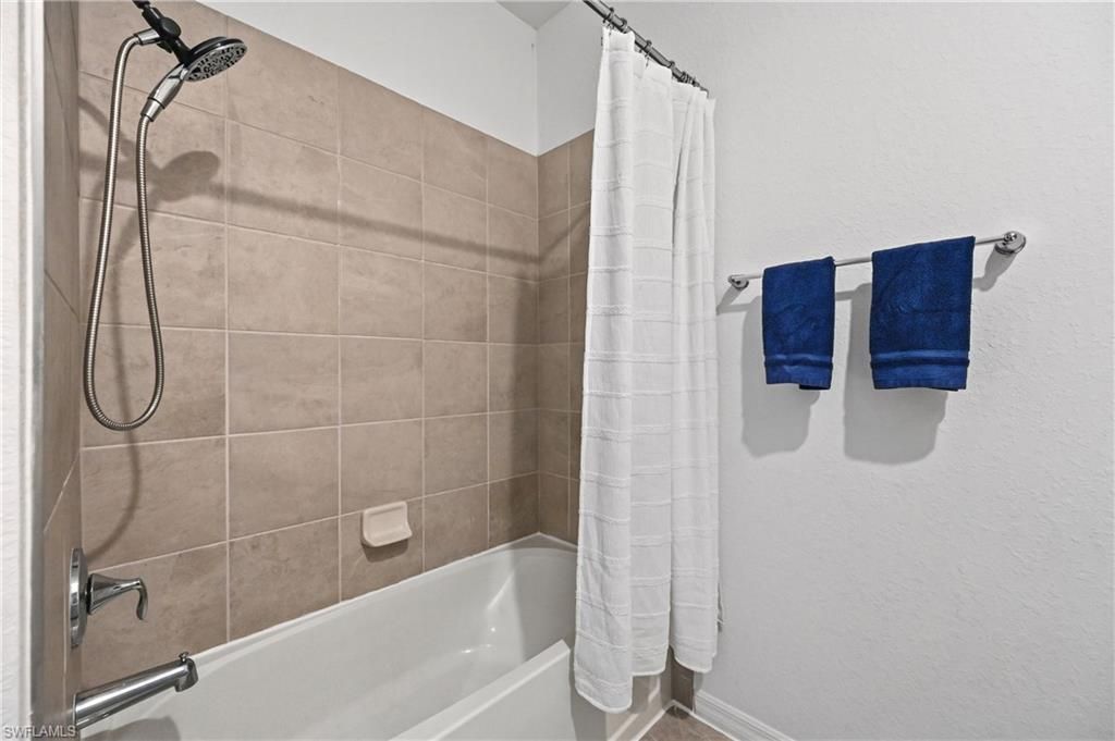 2828 Citrus St, Naples, FL 34120 Photo