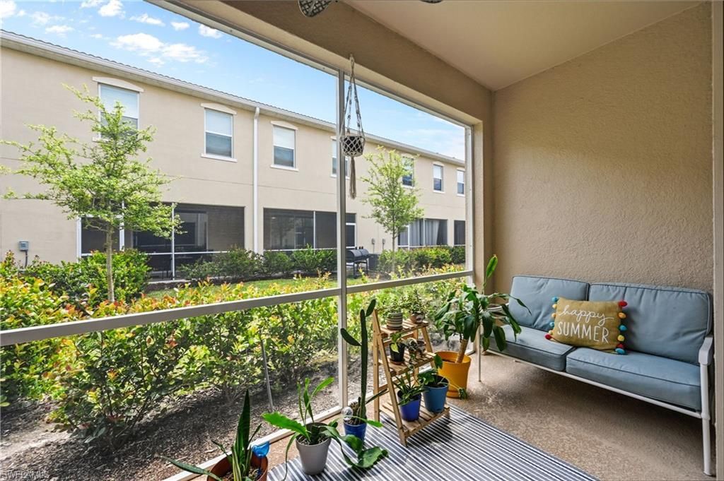 2828 Citrus St, Naples, FL 34120 Photo