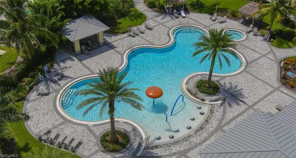 2828 Citrus St, Naples, FL 34120 Photo