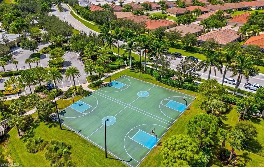 2828 Citrus St, Naples, FL 34120 Photo