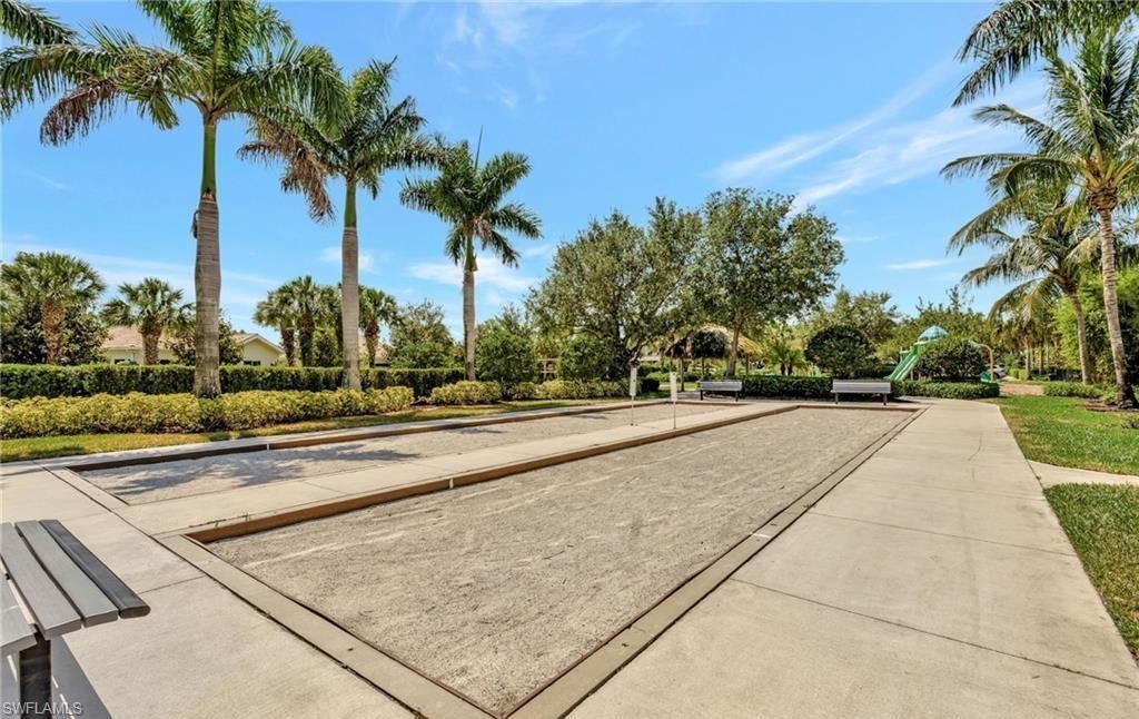 2828 Citrus St, Naples, FL 34120 Photo