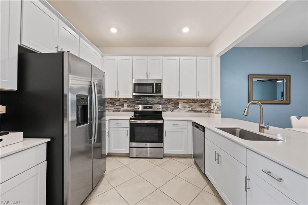 2828 Citrus St, Naples, FL 34120 Photo