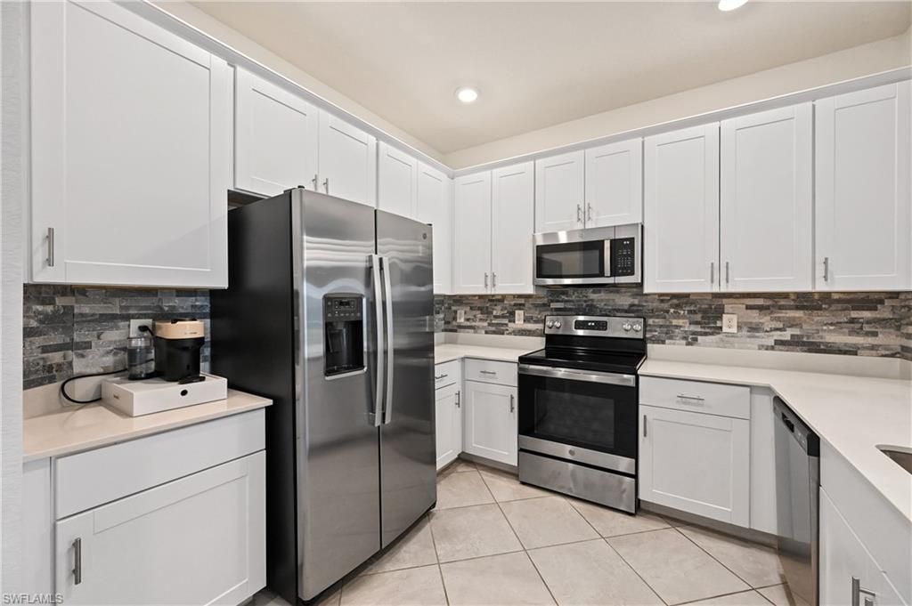2828 Citrus St, Naples, FL 34120 Photo