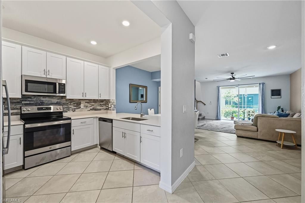 2828 Citrus St, Naples, FL 34120 Photo