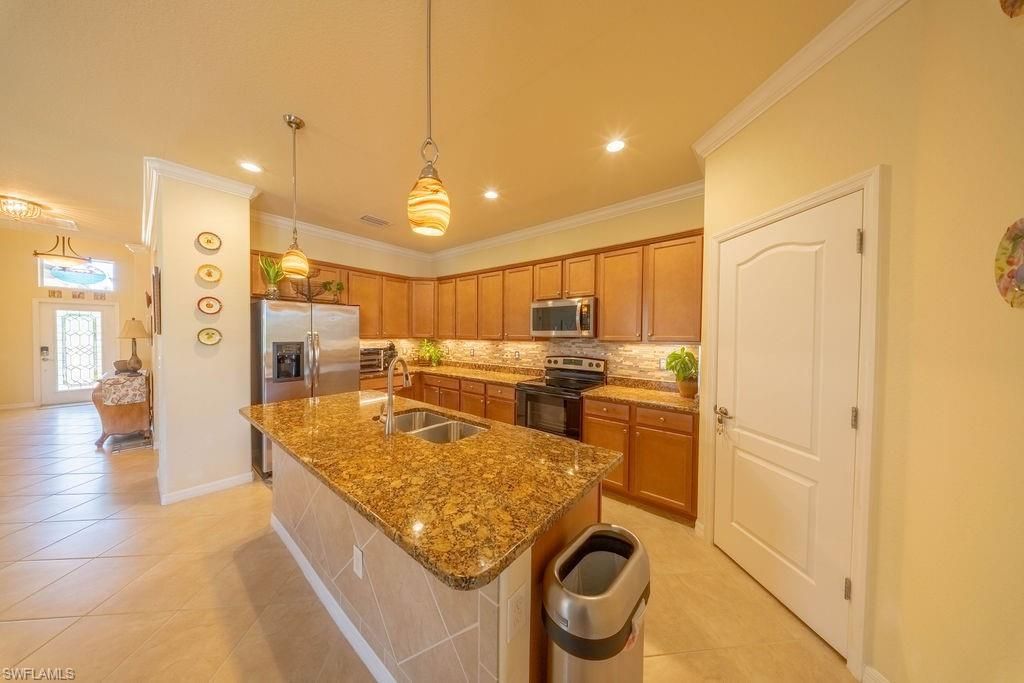 14670 Fern Lake Ct, Naples, FL 34114 Photo