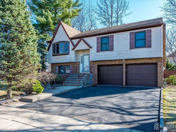 1 Sandalwood Drive, Edison, NJ 08820