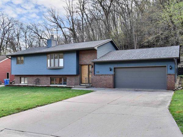 373 Knopp Valley Drive, Winona, MN 55987