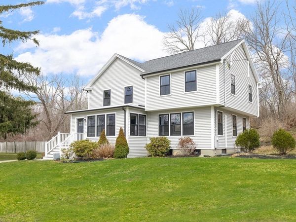 36 Fisher Road, Southborough, MA 01772