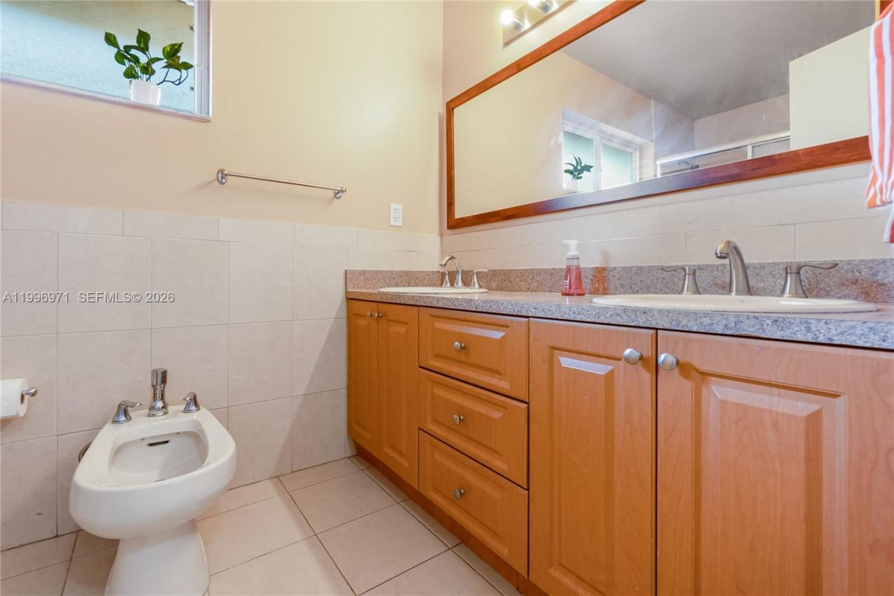 11314 SW 73rd Ter, Miami, FL 33173 Photo