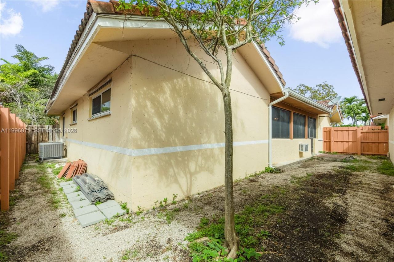 11314 SW 73rd Ter, Miami, FL 33173 Photo