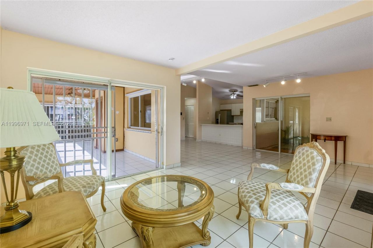 11314 SW 73rd Ter, Miami, FL 33173 Photo