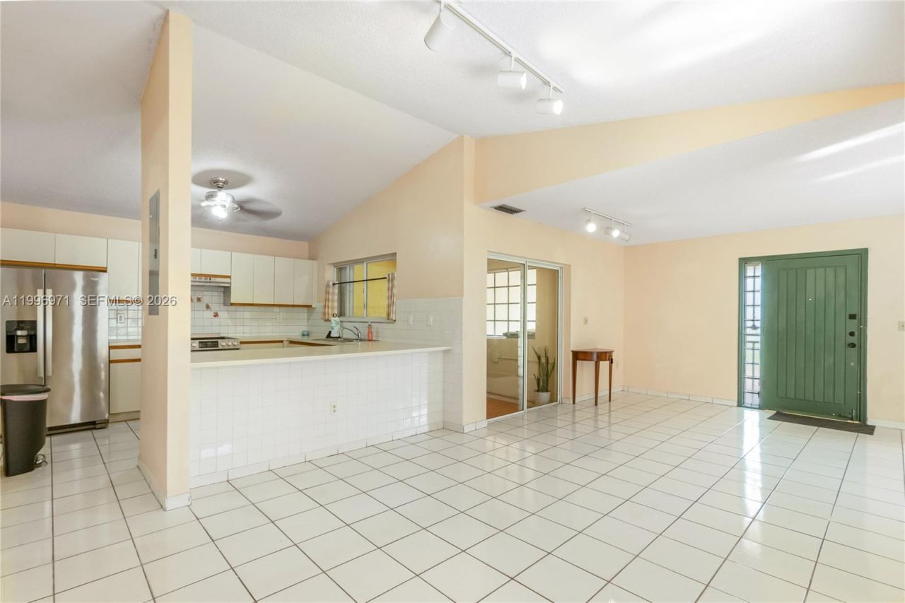 11314 SW 73rd Ter, Miami, FL 33173 Photo