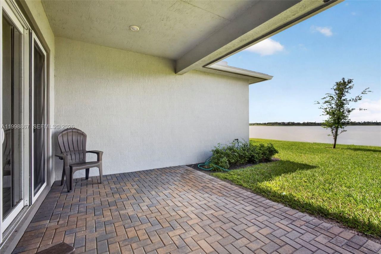 769 Hookline Cir, Loxahatchee, FL 33470 Photo