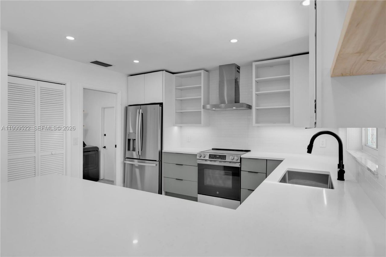 9125 SE Karin St , Hobe Sound, FL 33455 Photo