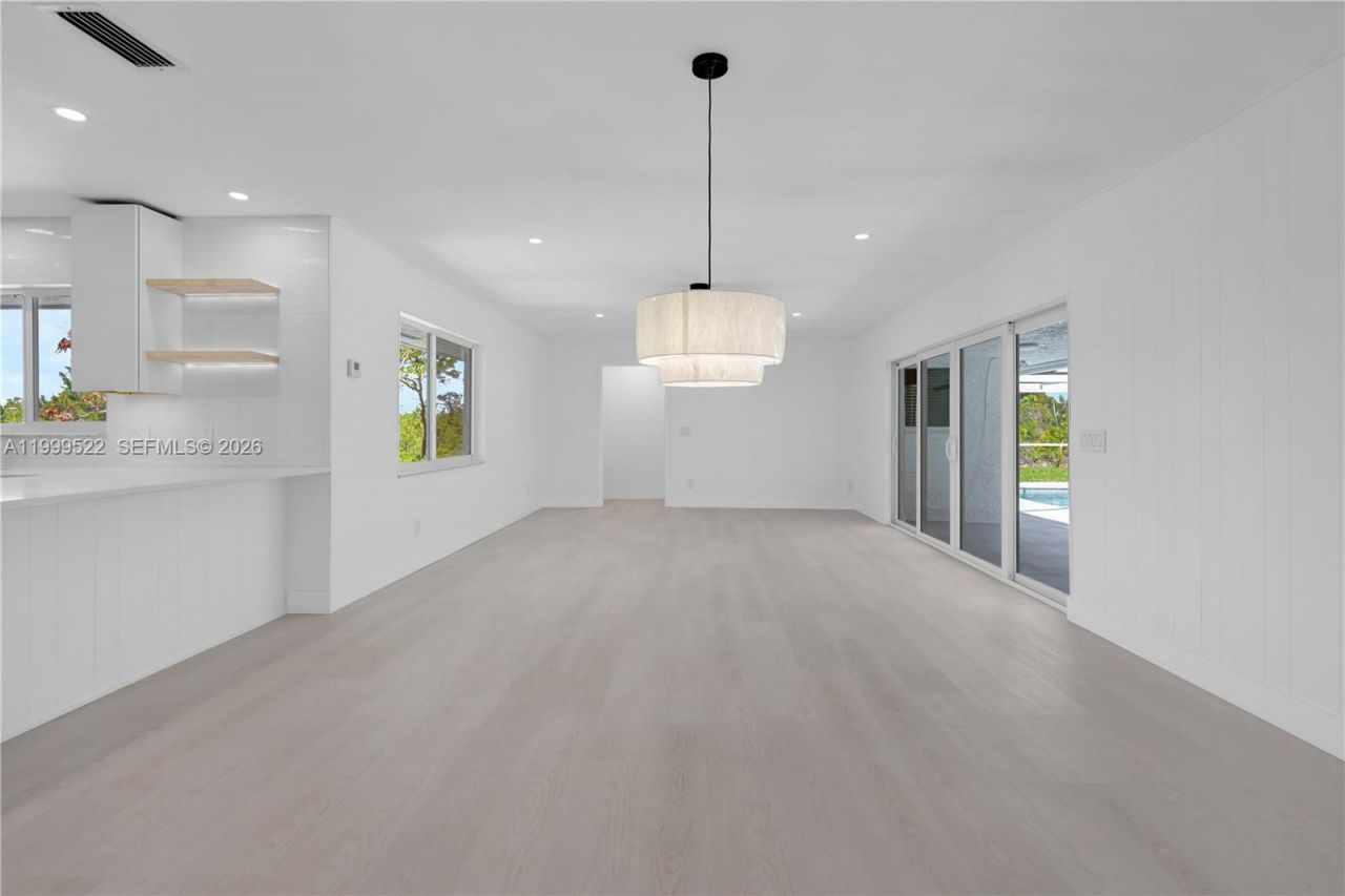 9125 SE Karin St , Hobe Sound, FL 33455 Photo