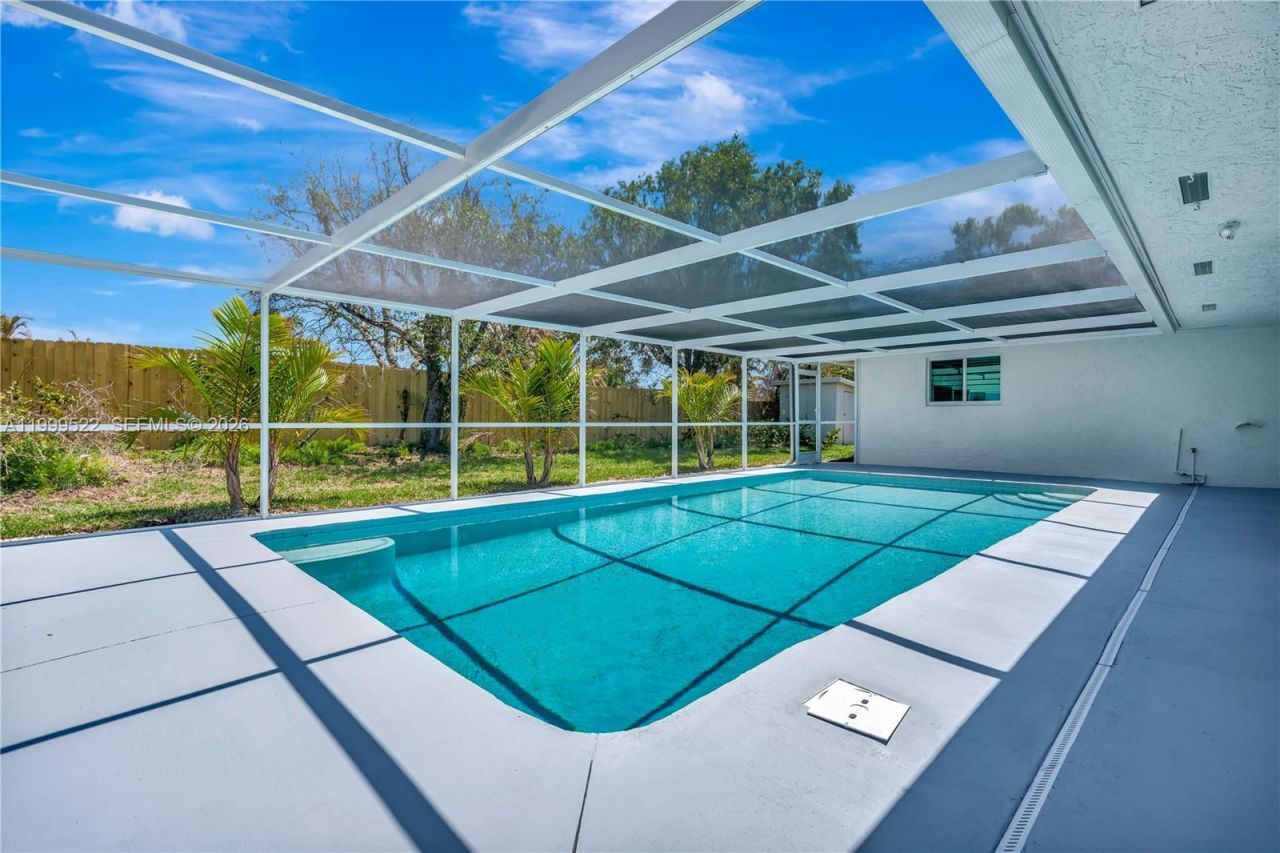 9125 SE Karin St , Hobe Sound, FL 33455 Photo